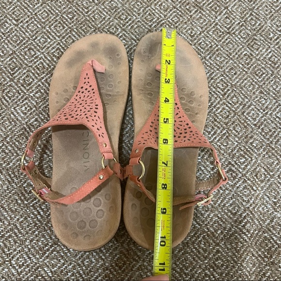 Vionic Kirra T Strap Thong Sandal Coral Laser Cut Suede Sz ?? 10’ Long Comfy - Picture 6 of 7